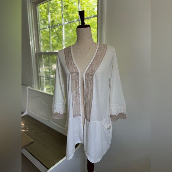 New LOGO By Lori Goldstein Cotton Embroidered Lace Front Hook Closure Tunic Top - Picture 2 of 16